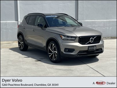 Certified 2022 Volvo XC40 T5 R-Design w/ Advanced Package