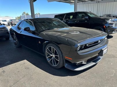 Used 2016 Dodge Challenger R/T Scat Pack w/ Technology Group