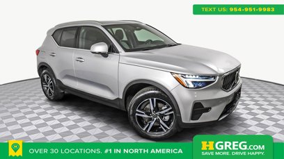 Used 2025 Volvo XC40 B5 Core