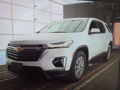 Used 2022 Chevrolet Traverse LT