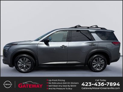 New 2025 Nissan Pathfinder SV w/ SV Premium Package