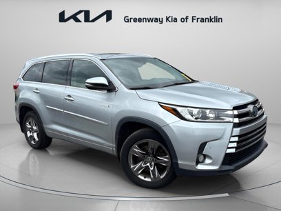Used 2017 Toyota Highlander Limited Platinum