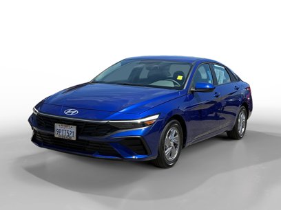 Certified 2025 Hyundai Elantra SE