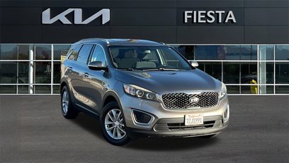 Used 2018 Kia Sorento LX w/ LX V6 Convenience Package