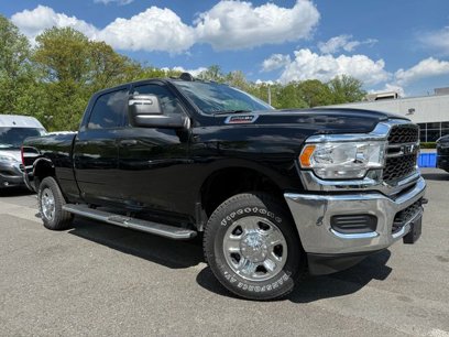 New 2024 RAM 2500 Tradesman w/ Chrome Appearance Group