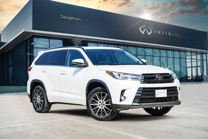 Used 2018 Toyota Highlander SE
