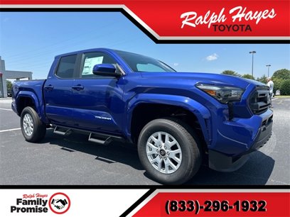 New 2025 Toyota Tacoma SR5