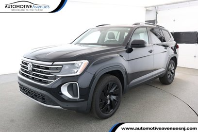 Used 2024 Volkswagen Atlas SE w/ Panoramic Sunroof Package