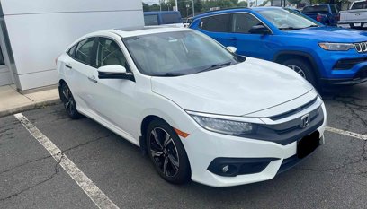 Used 2018 Honda Civic Touring