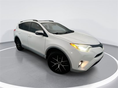 Used 2018 Toyota RAV4 SE