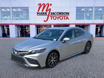 Used 2022 Toyota Camry SE