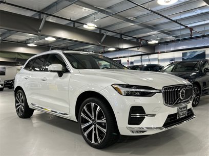 Certified 2023 Volvo XC60 B5 Ultimate w/ Climate Package