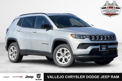New 2025 Jeep Compass Latitude w/ Convenience Group