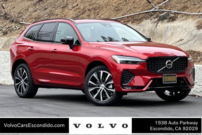 New 2025 Volvo XC60 B5 Plus w/ Climate Package