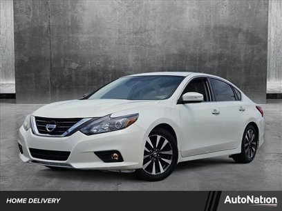 Used 2016 Nissan Altima 2.5 SV w/ Convenience Package