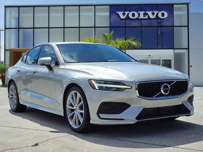 Used 2020 Volvo S60 T5 Momentum
