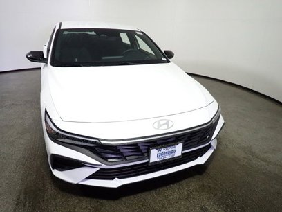 New 2025 Hyundai Elantra Sport