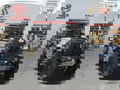 Used 2024 Jeep Gladiator Mojave w/ Technology Group