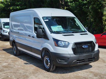 New 2025 Ford Transit 250 148 Medium Roof w/ Load Area Protection Package