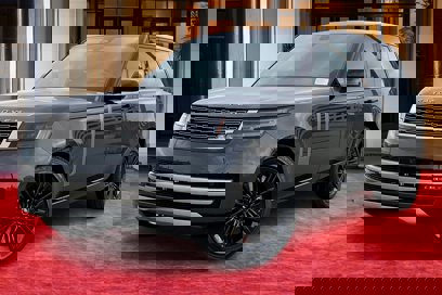 New 2025 Land Rover Range Rover SE