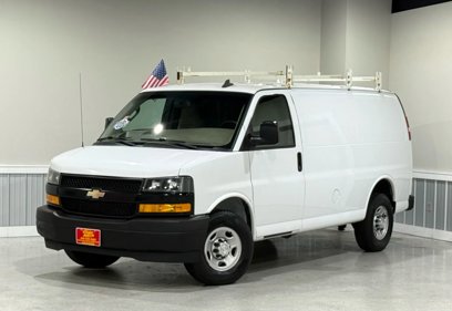 Used 2018 Chevrolet Express 3500