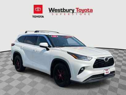 Certified 2021 Toyota Highlander LE