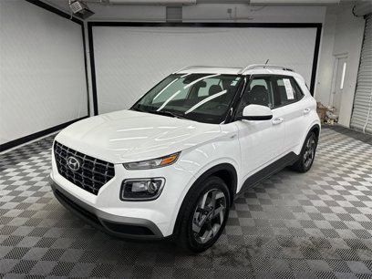Used 2024 Hyundai Venue SEL