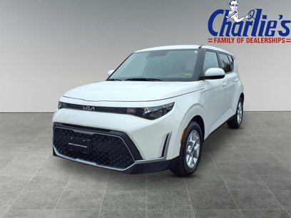 Used 2024 Kia Soul LX w/ Option Group 015