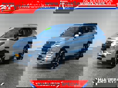 Used 2024 Mitsubishi Outlander SE