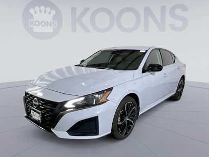 Used 2024 Nissan Altima 2.5 SR