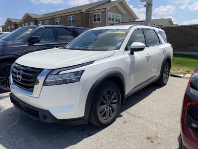Used 2022 Nissan Pathfinder SV w/ SV Premium Package