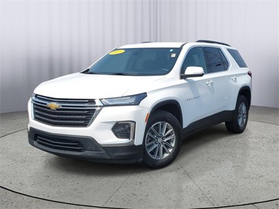 Used 2023 Chevrolet Traverse LT