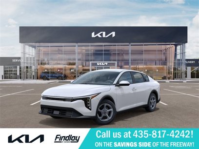 New 2025 Kia K4 LXS