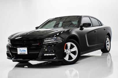 Used 2016 Dodge Charger SXT