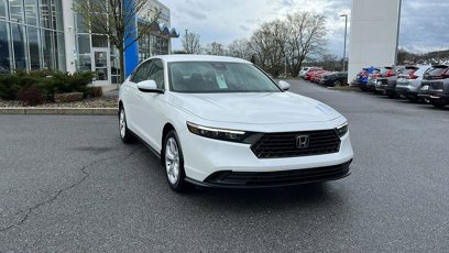 New 2025 Honda Accord LX