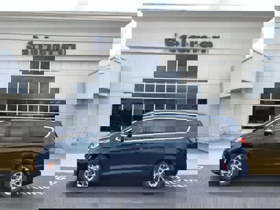 New 2025 Chrysler Pacifica Select