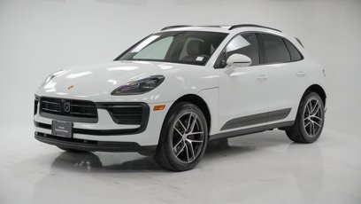 Certified 2025 Porsche Macan