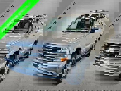 Used 2004 Chevrolet Suburban LT w/ Preferred Equipment Group