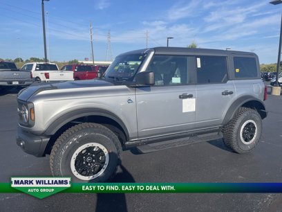 New 2024 Ford Bronco Black Diamond w/ Sasquatch Package