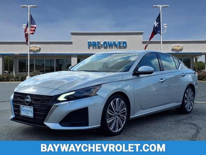 Used 2023 Nissan Altima 2.5 SL