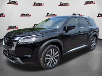 Certified 2022 Nissan Pathfinder Platinum w/ Cargo Package