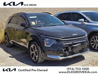 Used 2023 Kia Niro SX Touring