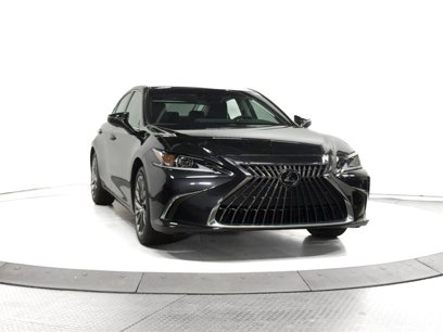 New 2025 Lexus ES 300h w/ Luxury Package