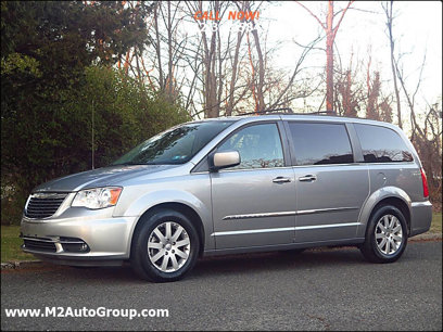 Used 2015 Chrysler Town & Country Touring w/ Driver Convenience Group