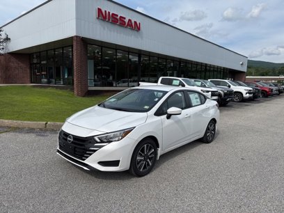 New 2025 Nissan Versa SV w/ Trunk Package