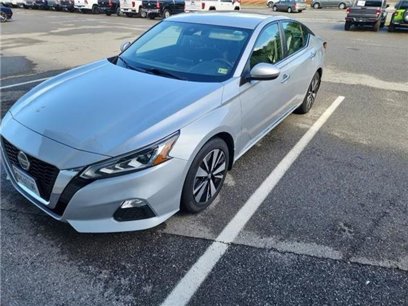 Used 2021 Nissan Altima 2.5 SV