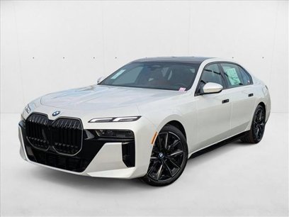 New 2025 BMW 740i w/ Premium Package