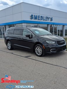 Used 2021 Chrysler Pacifica Touring-L