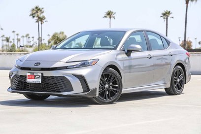 Certified 2025 Toyota Camry SE
