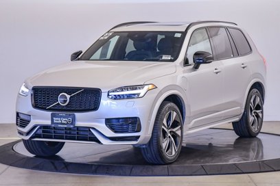 Certified 2022 Volvo XC90 T8 R-Design w/ Advanced Package